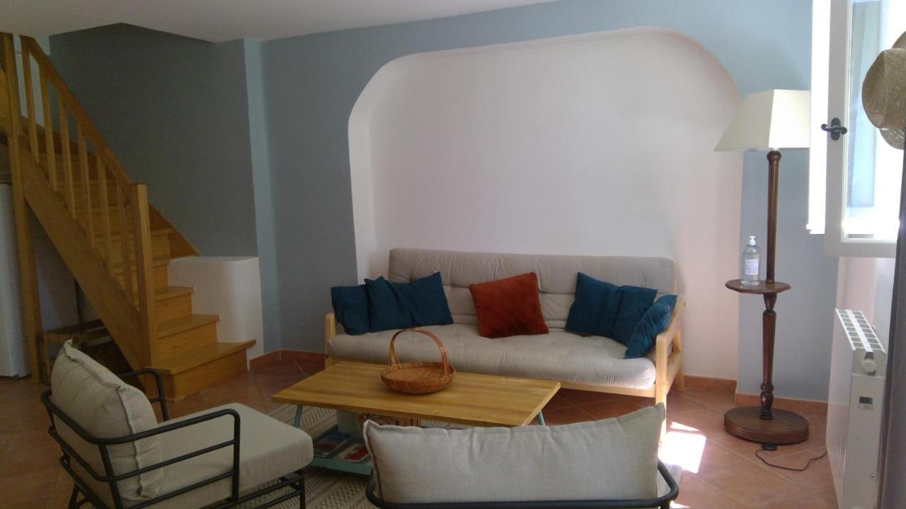 Sous Le Figuier... Apartment Buisson ภายนอก รูปภาพ